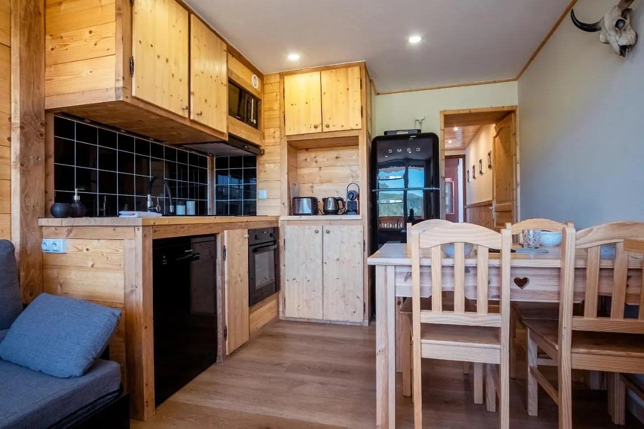 Beautiful Apartment With Balcony - Alpe D'Huez - Welkeys 0*,  Fransa